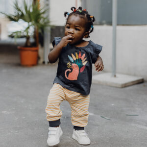 T-Shirt Nana mit Flügelärmel und Leoparden Applikation